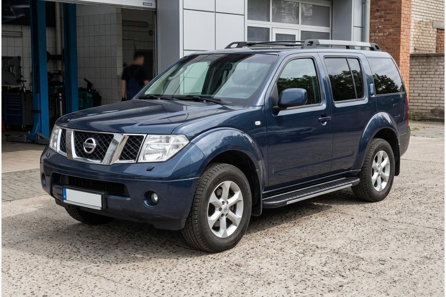 Nissan Pathfinder R51 2005-2014 гг. Боковые пороги Bosphorus Grey (2 шт., алюминий) Image