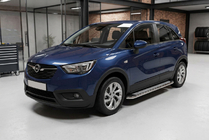 Opel Crossland X 2017-2024 гг. Боковые Подножки Maydos V2 (2 шт., Алюминий и Нержавейка) фото 1