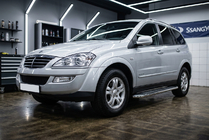 SsangYong Kyron 2005-2014 гг. Боковые Подножки Maydos V2 (2 шт., Алюминий и Нержавейка) фото 1