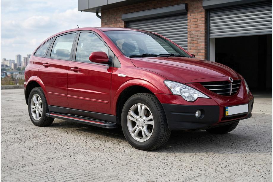 SsangYong Action 2005-2018 гг. Боковые Подножки Maya Red (2 шт., Алюминий) Image