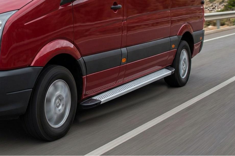 Volkswagen Crafter 2016- гг. Боковые Подножки Maya V2 (2 шт., Алюминий) Long/ExtraLong Фото 1
