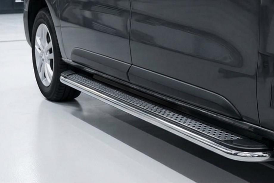 Toyota Proace 2016- гг. Боковые Подножки Maydos V2 (2 шт., Алюминий и Нержавейка) Image