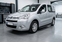Citroen Berlingo 2008-2018 гг. Боковые Подножки Tayga Black (2 шт., Алюминий) фото 1