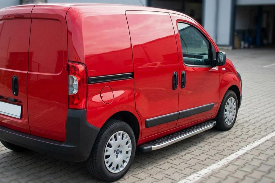 Citroen Nemo 2007-2017 гг. Боковые Подножки BlackLine (2 шт., Алюминий) Image
