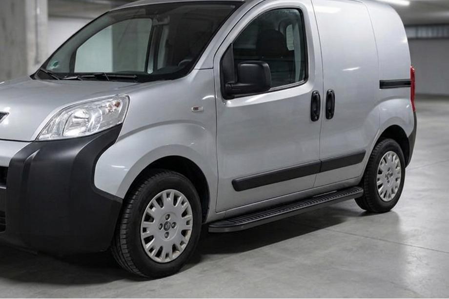Citroen Nemo 2007-2017 гг. Боковые Подножки Tayga Black (2 шт., Алюминий) Image