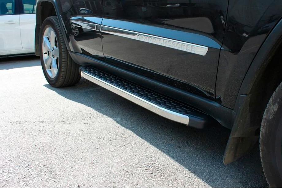 Jeep Grand Cherokee WK2 2010-2021 гг. Боковые Подножки BlackLine (2 шт., Алюминий) Image