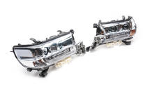 Toyota Land Cruiser 200 2007-2021 гг. Передние Фары 2016+ (ОРИГИНАЛ) фото 3