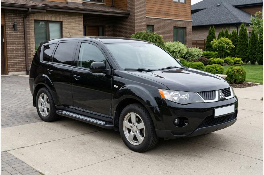Mitsubishi Outlander 2006-2012 гг. Боковые Подножки New Vision Black (2 шт, Алюминий) Image