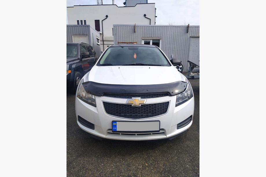 Chevrolet Cruze 2009–2015 гг. Дефлектор капота (EuroCap) Image