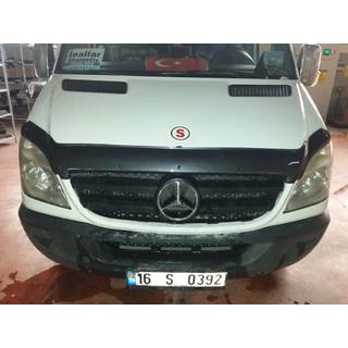 Дефлектор капота под карбон 2006-2013 (EuroCap) Mercedes Sprinter W906 2006–2018 гг. фото 3