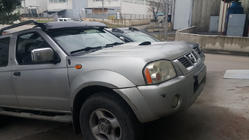 Nissan NP300 1999-2015 гг. Козырек на лобовое стекло (черный глянец, 5мм) фото 8