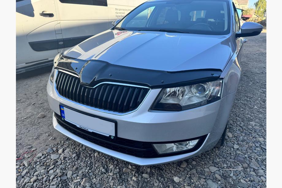 Skoda Octavia III A7 2013-2019 гг. Дефлектор капота 2013-2017 (EuroCap) Image