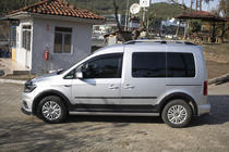 Volkswagen Caddy 2015-2020 гг. Комплект молдингов и расширителей арок 2 двери, короткая база фото 2
