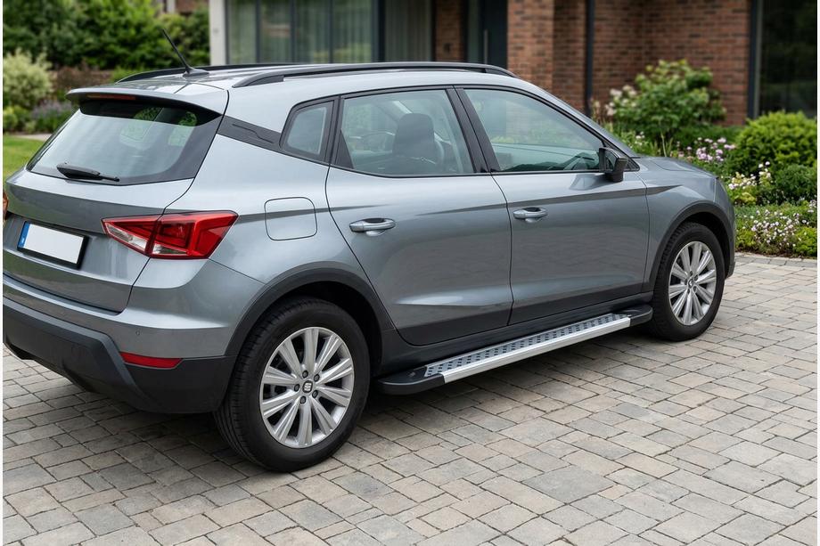 Seat Arona 2017- гг. Боковые Подножки New Vision Grey (2 шт., Алюминий) Image