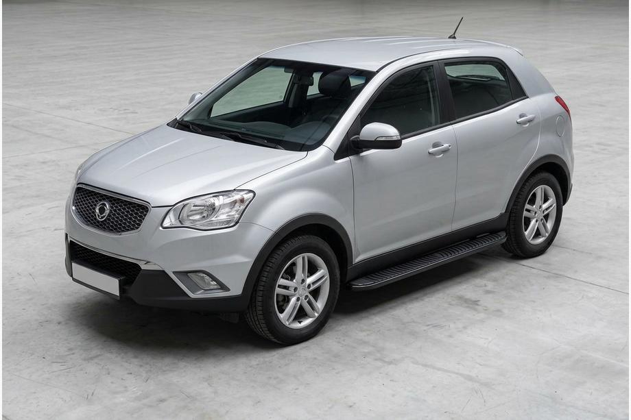 SsangYong Korando 2010-2019 гг. Боковые Подножки Tayga Black (2 шт., Алюминий) Image