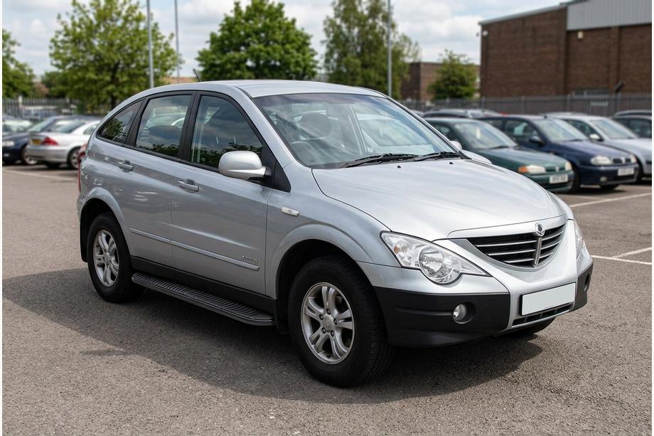 SsangYong Action 2005-2018 гг. Боковые Подножки Tayga Black (2 шт., Алюминий) Image