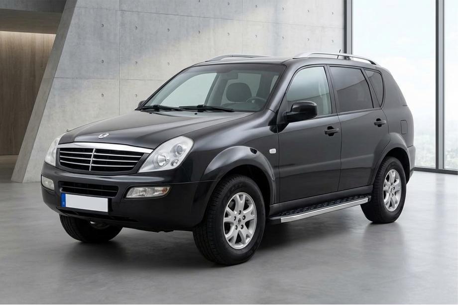 SsangYong Rexton I 2001-2017 гг. Боковые Подножки BlackLine (2 шт., Алюминий) 2005-2012 Image