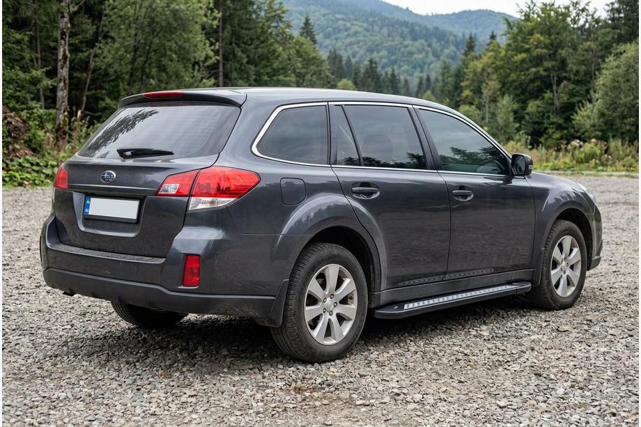 Subaru Outback 2009-2014 гг. Боковые пороги New Vision Black (2 шт., алюминий) Image