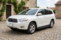 Toyota Highlander 2008-2013 гг. Боковые Подножки Tayga Black (2 шт., Алюминий) фото 1