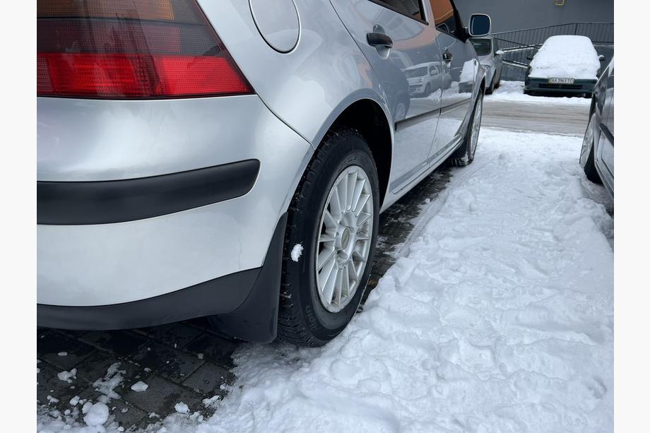 Volkswagen Golf 4 1997-2006 гг. Оригинальные брызговики Premium (HB, 4 шт) Image