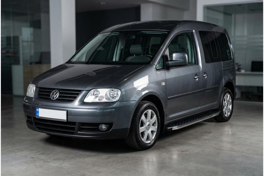 Volkswagen Caddy 2004-2010 гг. Боковые Подножки BlackLine (2 шт., Алюминий) Image