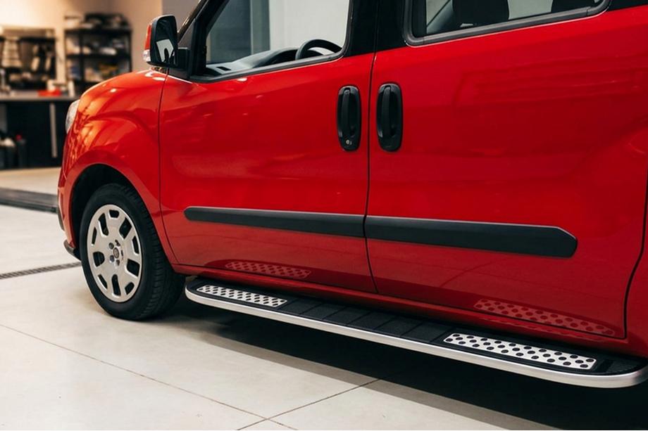 Opel Combo 2012-2018 гг. Боковые Подножки Tayga V2 (2 шт., Алюминий) Image