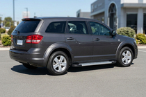 Dodge Journey 2008-2020 гг. Боковые Подножки New Vision Grey (2 шт., Алюминий) фото 1