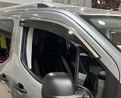 Opel Combo 2019- гг. Ветровики с хромированным молдингом (2 шт, Niken) фото 1