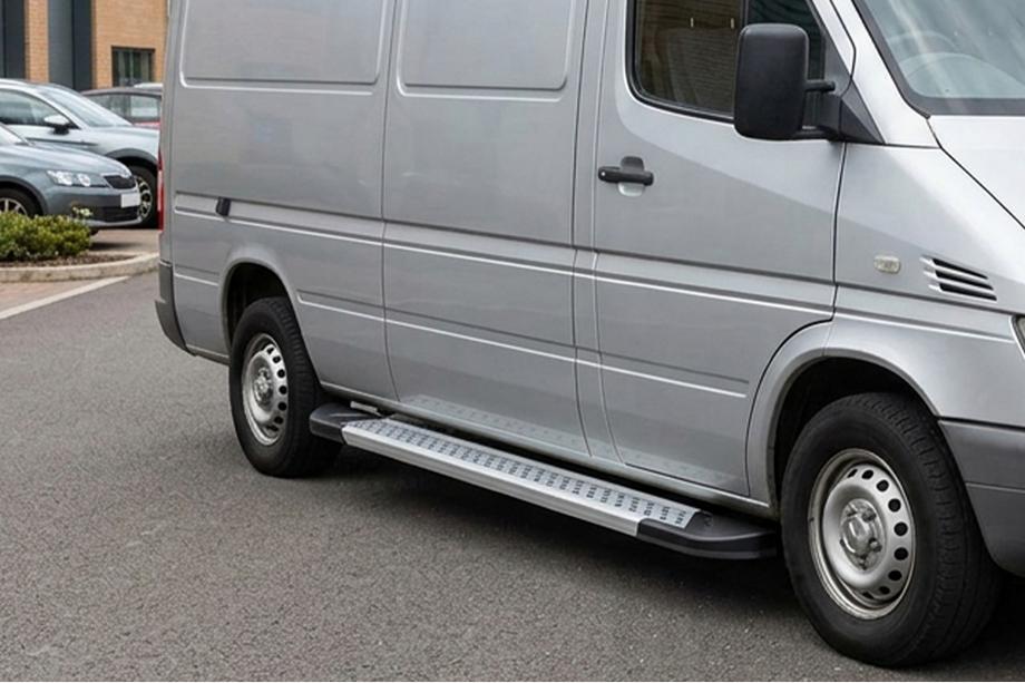 Volkswagen LT 1995-2006 гг. Боковые Подножки New Vision Grey (2 шт., Алюминий) Image