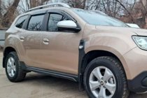 Dacia Duster 2018-2024 гг. Ветровики на окна (4 шт, HIC) фото 1