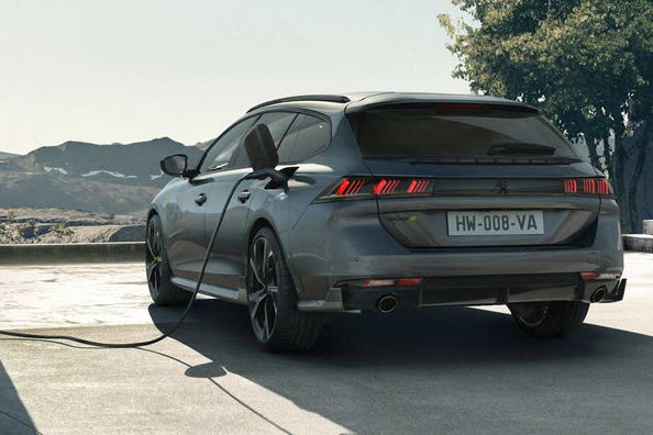 Peugeot готовит к выпуску "заряженную" версию гибрида 508 PSE фото 2
