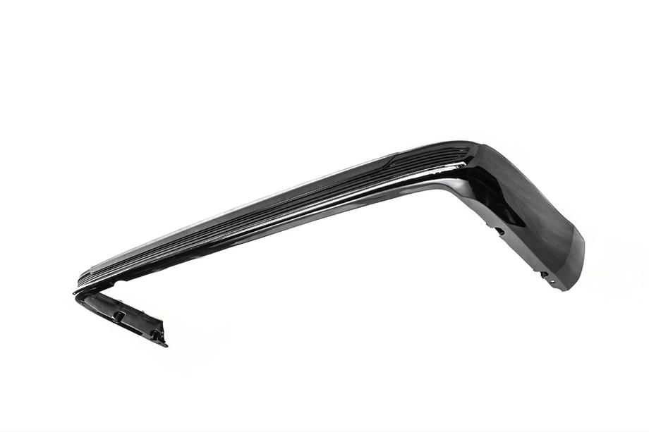 Toyota Land Cruiser 200 2007-2021 гг. Комплект обвесов 2016-2021 (Executive 2021) Черный Фото 27