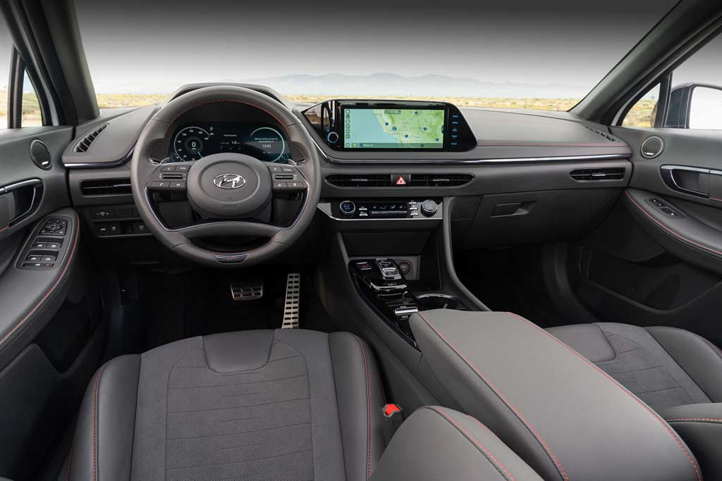 Компания Hyundai представила спорт-версию Sonata N Line