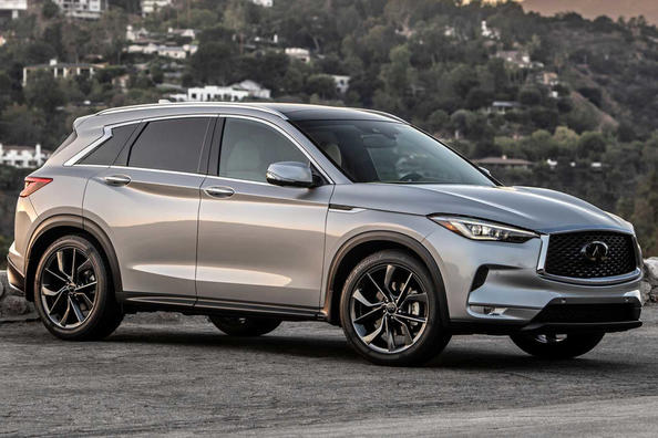 Кроссовер Infiniti QX50 обновился внешне и расширил базовую комплектацию