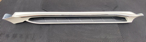 Toyota Land Cruiser 200 2007-2021 гг. Боковые Подножки Exclusive (Дизайн 2021) Белый фото 4
