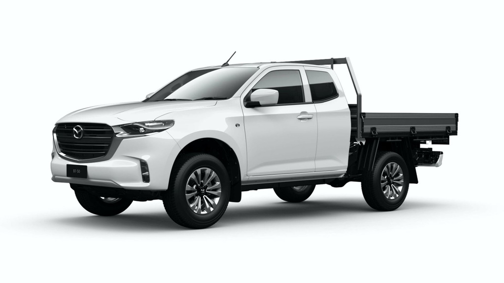Пикап Mazda BT-50 получил упрощенные модификации