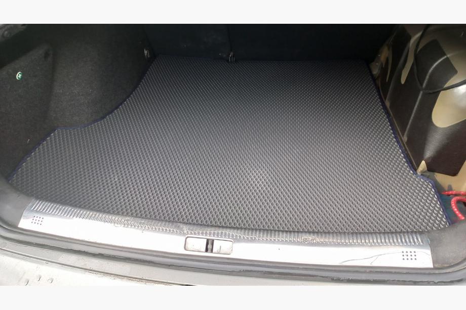 Volkswagen Passat B5 1997-2005 гг. Коврик багажника SD (EVA, Черный) Image