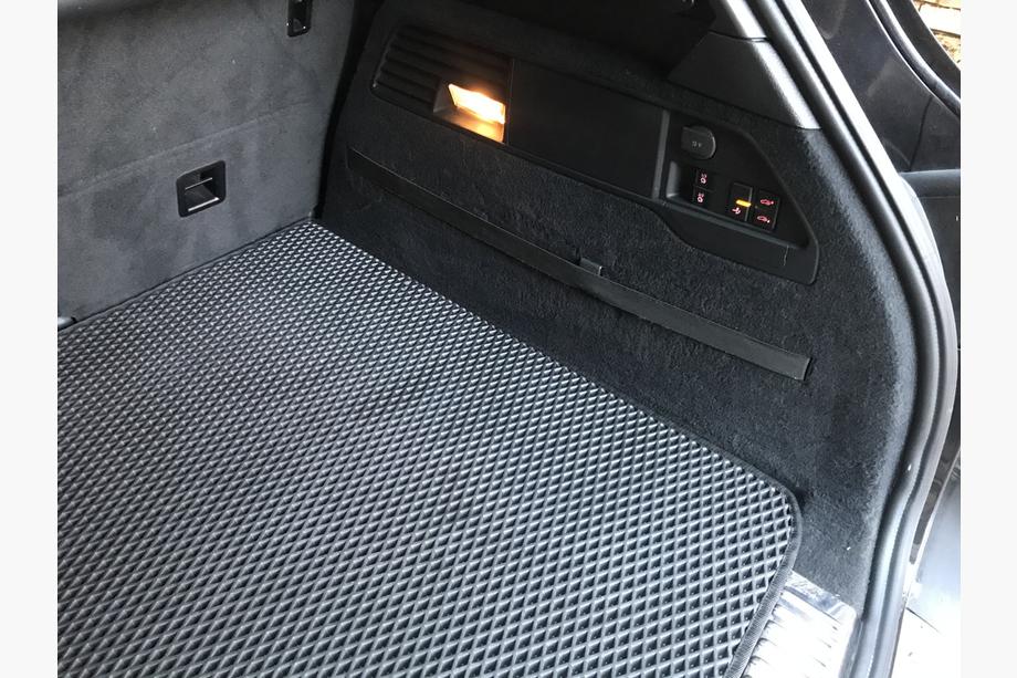Volkswagen Touareg 2010-2018 гг. Коврик багажника V2 (EVA, Черный) Фото 4
