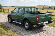 Nissan NP300 1999-2015 гг. Боковые Подножки Mevsim Grey (2 шт., Алюминий) фото 1