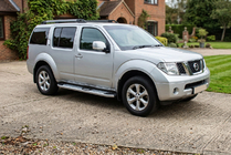 Nissan Pathfinder R51 2005-2014 гг. Боковые Подножки Mevsim Grey (2 шт., Алюминий) фото 1