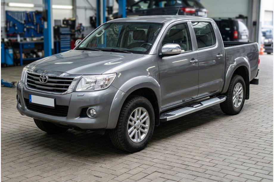 Toyota Hilux 2006-2015 гг. Боковые Подножки Mevsim Grey (2 шт., Алюминий) Image