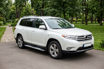 Toyota Highlander 2008-2013 гг. Боковые Подножки Mevsim Grey (2 шт., Алюминий) фото 1