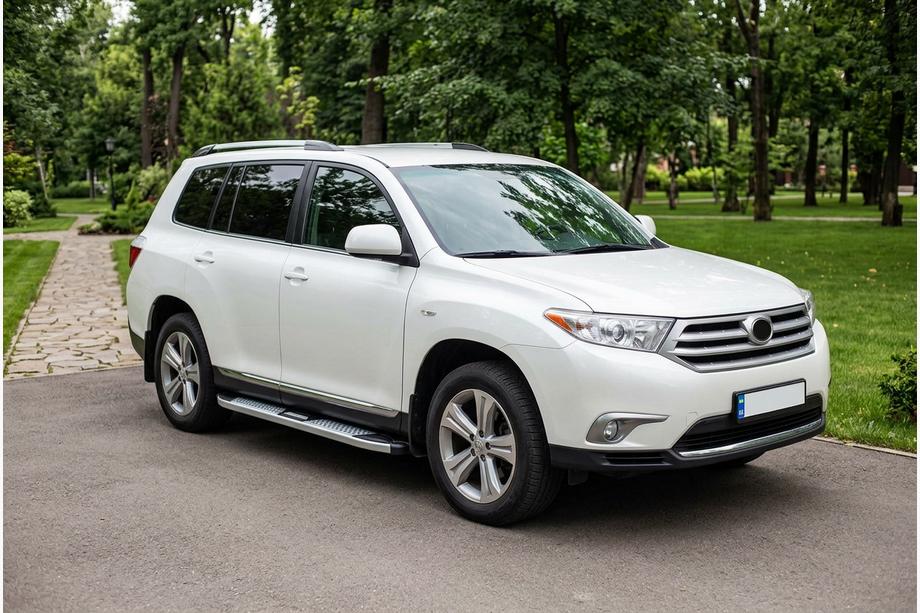 Toyota Highlander 2008-2013 гг. Боковые Подножки Mevsim Grey (2 шт., Алюминий) Image