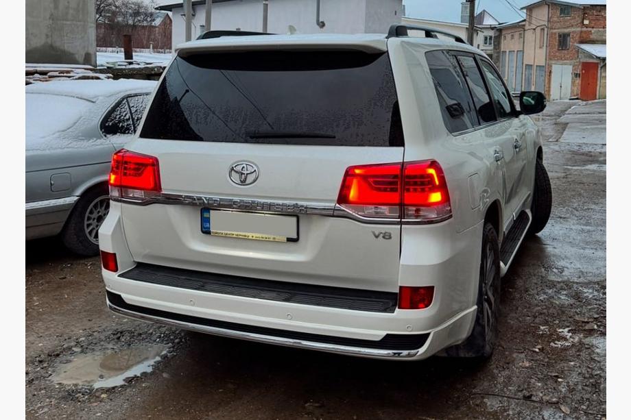 Toyota Land Cruiser 200 2007-2021 гг. Задний бампер 2016+ грунтованный (Китай) Image