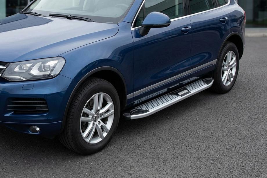 Porsche Cayenne 2003–2010 гг. Боковые Подножки Mevsim Grey (2 шт., Алюминий) Image