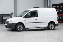 Volkswagen Caddy 2004-2010 гг. Боковые Подножки Mevsim Grey (2 шт., Алюминий) Стандартная база фото 1