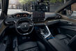 Обзор обновленного кроссовера второго поколения Peugeot 5008 фото 7