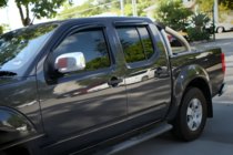 Nissan Navara 2006-2015 гг. Ветровики на окна (4 шт, HIC) фото 1
