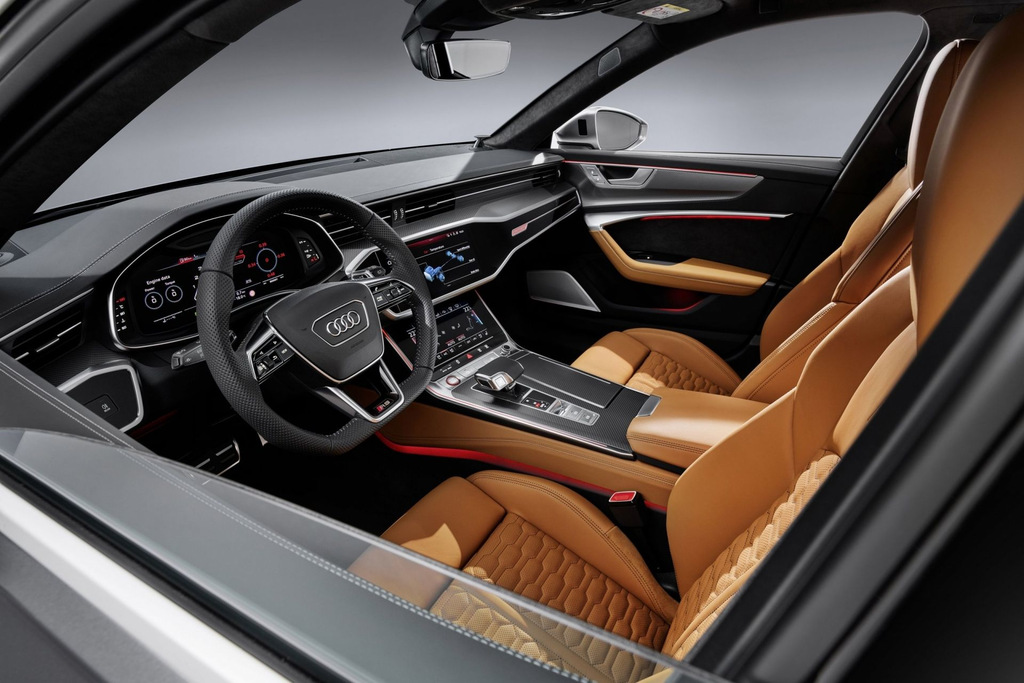 Обзор 600-сильного полноприводного универсала Audi RS6 Avant