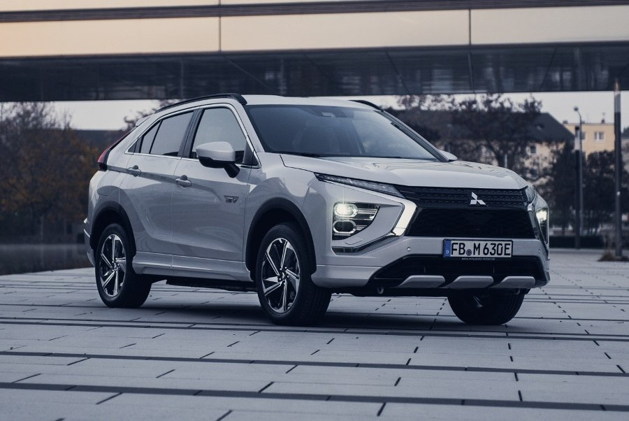 Обзор обновленного кроссовера Mitsubishi Eclipse Cross
